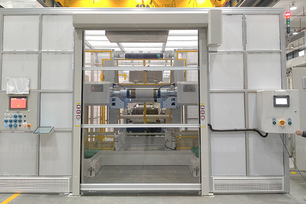 透明視界，高效流轉(zhuǎn)：全透明卷簾門賦能汽車零部件智能制造縮略圖